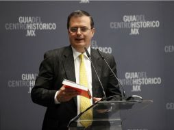 Marcelo Ebrard ha negado firmar reconocimiento del triunfo de Peña Nieto en la elección del 1 de julio. NTX  /