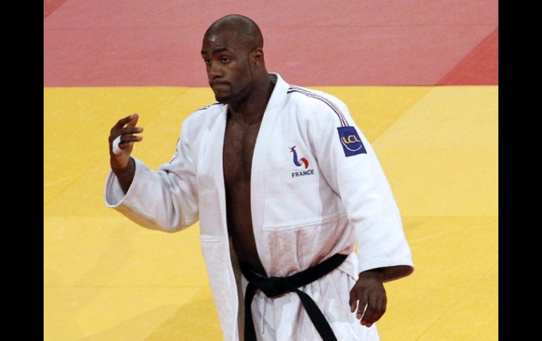 El francés Teddy Riner es cinco veces campeón del mundo en la categoría de los 100 kilogramos. ARCHIVO  /