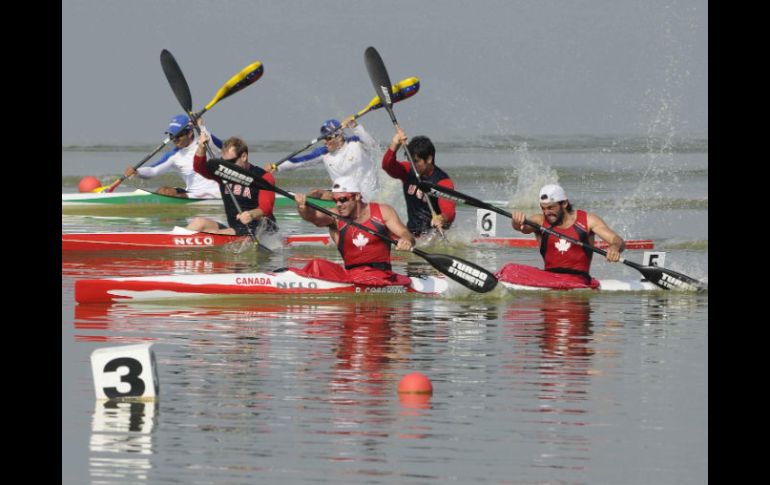 Imagen de una competencia de remo en Ciudad Guzmán, durante los recientes Panamericanos. ARCHIVO  /