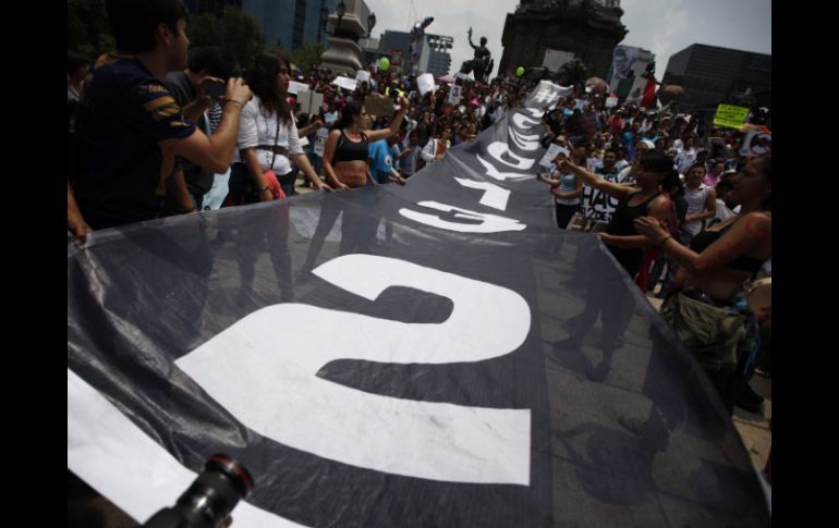 El movimiento #YoSoy132 organiza la marcha en la Ciudad de México. ARCHIVO  /