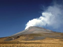 Ante la actividad del Popocatépetl, el Cenapred recomendó a la población de Ozumba, Estado de México, no salir de sus casas. ARCHIVO  /