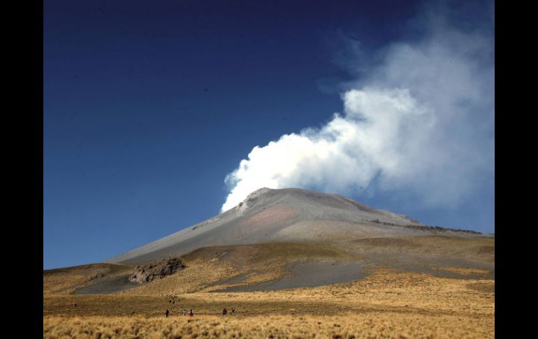 Ante la actividad del Popocatépetl, el Cenapred recomendó a la población de Ozumba, Estado de México, no salir de sus casas. ARCHIVO  /