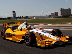 Helio Castroneves tuvo una buena carrera en Edmonton. AP  /