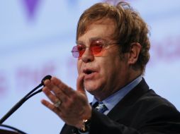 Elton John presentó un discurso sobre la lucha contra el SIDA. REUTERS  /