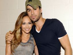 Fotografía cedida en donde aparece los cantantes Jennifer López y Enrique Iglesias, quienes se encuentran en plena gira. EFE  /