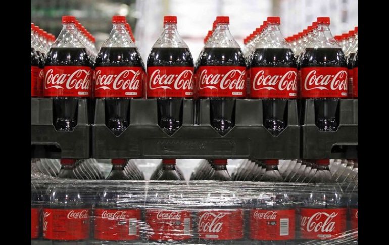 Pese a la volatilidad de los tipos de cambio, así como en las materias, Coca-Cola Femsa logró resultados positivos. ARCHIVO  /