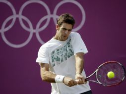 Juan Martín del Potro se prepará para su debut en Wimbledon, debido a que en Beijing 2008 no calificó. AP  /