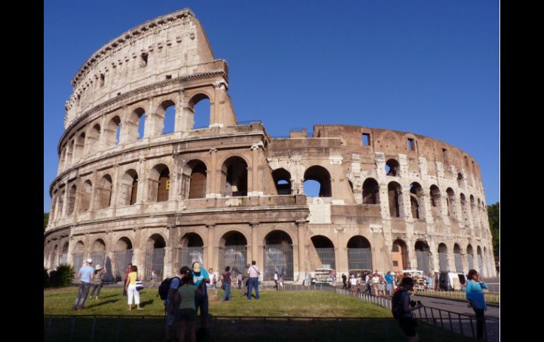 El Coliseo de Roma, nombre popular del Anfiteatro Flavio. ARCHIVO  /