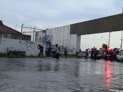 Los bomberos de Tlajomulco no reportan viviendas afectadas por la precipitación.  /