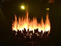 Con el encendido de la llama, se dio por terminada la ceremonia de inauguración de los Juegos Olímpicos de Londres 2012. AFP  /