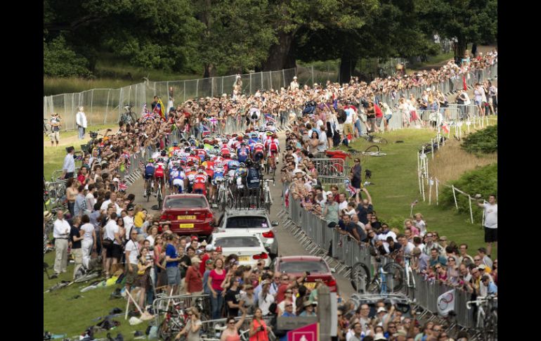 La ruta varonil pasa por Richmond Park. AFP  /