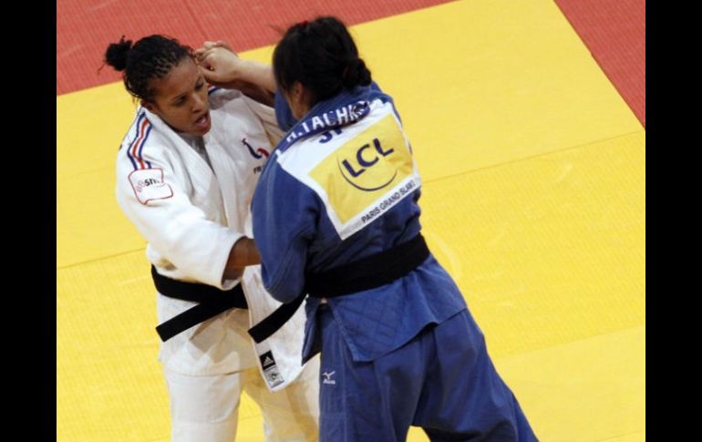 Judocas con vestimenta común de judo. ARCHIVO  /