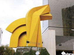 La famosa escultura de ''El caballito'' se encuentra en la avenida Reforma, en DF, desde hace 20 años. ARCHIVO  /