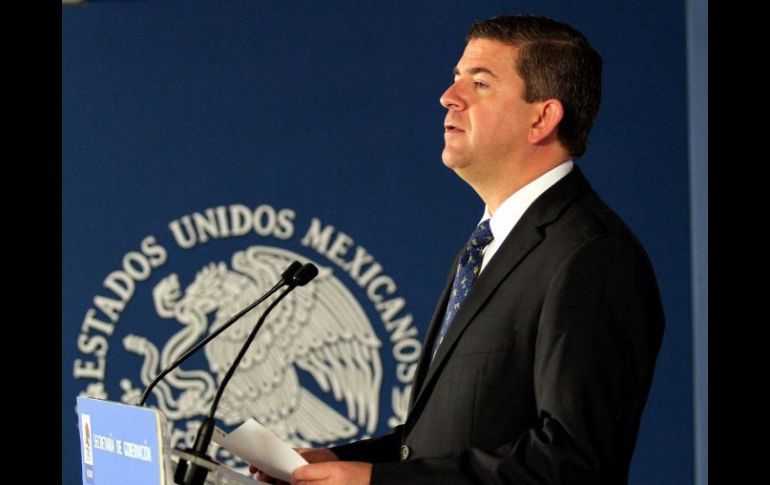 El secretario ejecutivo del SNSP, Óscar Vega, en conferencia de prensa en la Segob, abordando el tema de la Prevención del Delito. NTX  /