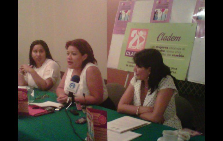 Rueda de prensa de Clandem y el Observatorio Ciudadano Nacional del Feminicidio.  /