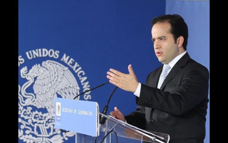 El titular de la Segob, Alejandro Poiré, durante una conferencia de prensa. NTX  /