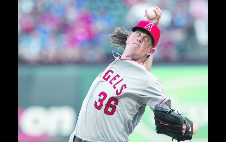 Brazo encendido. Jared Weaver toleró solamente dos carreras. AP  /