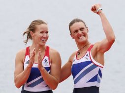 Helen Glover y Heather Stanning se colgaron el primero oro británico femenil en Londres 2012. REUTERS  /