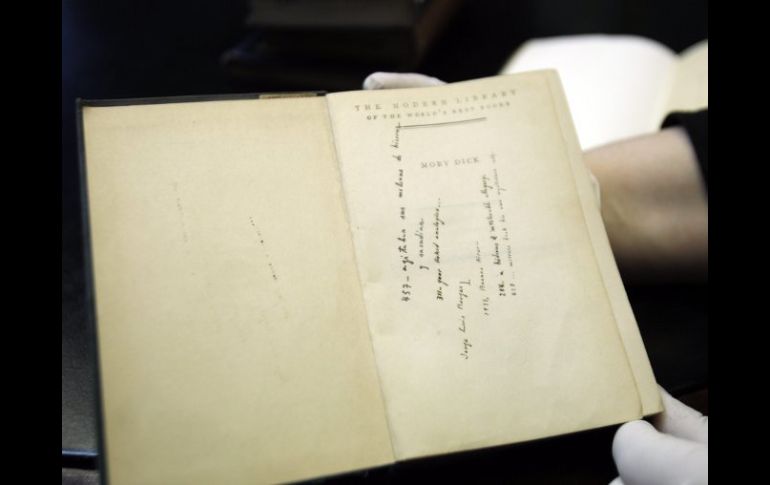 En 1819 nace el novelista Herman Melville. Foto: Ejemplar de Moby Dick con anotaciones de Borges. ARCHIVO  /