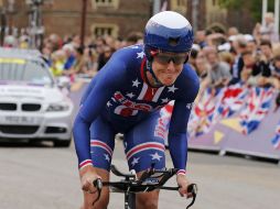 Kristin Armstrong es la mejor en la crono individual de 29 kilómetros celebrada en Hampton Court. AP  /