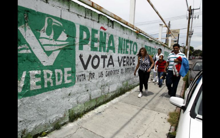 El organismo electoral envió un recordatorio a los partidos políticos, para que retiren de su propaganda. ARCHIVO  /