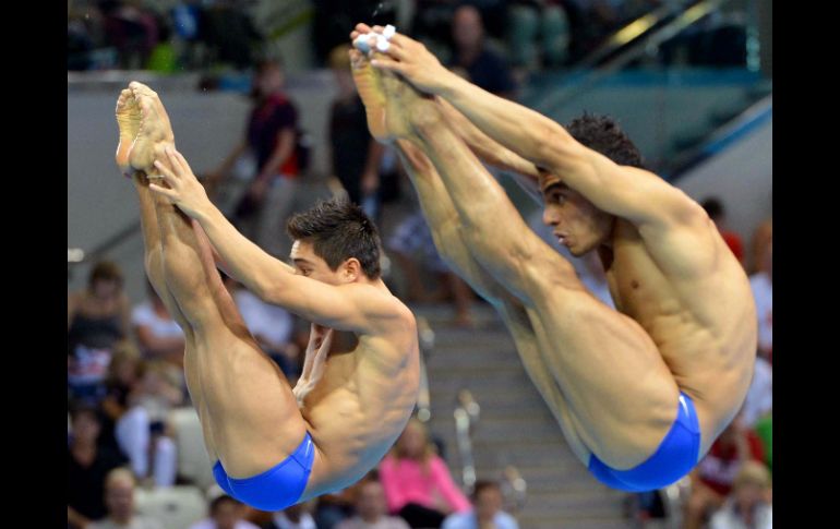 La dupla mexicana termina séptima en la final de trampolín de tres metros. XINHUA  /