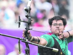 Termina el sueño. Luis “El Abuelo” Álvarez cayó ayer ante el surcoreano Oh Jin Hyek. NTX  /