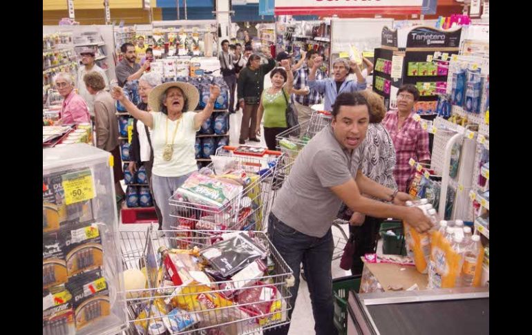 Directivos de Soriana aseguran que manifestaciones y actos vandálicos han afectado a sus tiendas y su clientela. EL UNIVERSAL  /