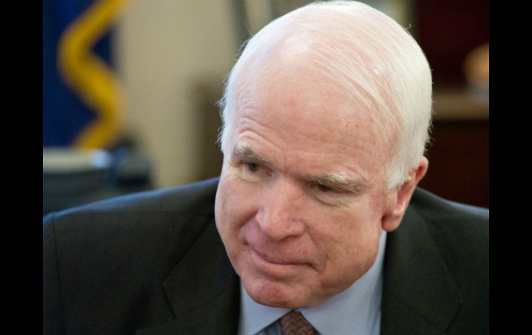 John McCain atacó duramente la postura del presidente estadounidense, Barack Obama, por no intervenir en Siria. AFP  /