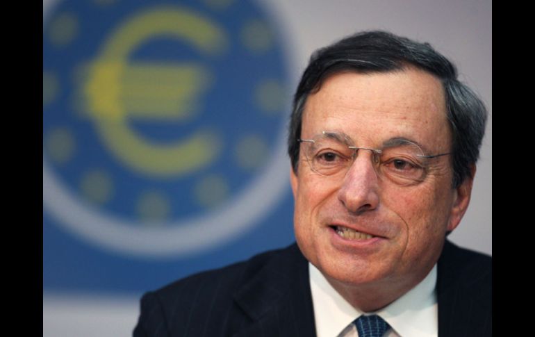 Mario Draghi aseguraba que se usarían todas las herramientas del BCE para aliviar la crisis en la región. ARCHIVO  /