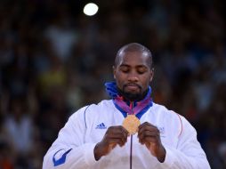 El judoca, satisfecho tras cumplir los pronósticos y hacer delirar a los aficionados franceses. AFP  /