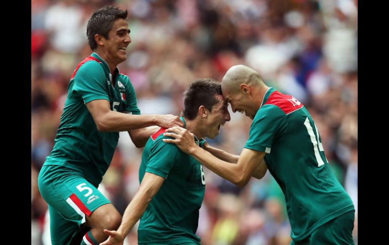 Héctor Herrera celebra su gol, el cuarto de México, que sella el pasaporte a semifinales contra Japón. XINHUA  /