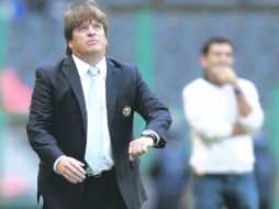 Visita al maestro. Miguel Herrera y sus Águilas se meten al estadio del Atlante de La Volpe. NTX  /