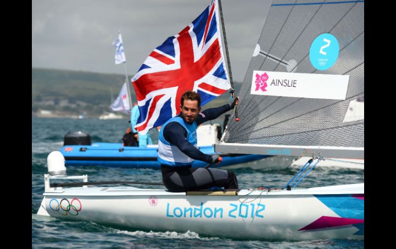 Ben Ainslie le entrega otra alegría a los locales en estos Juegos. AFP  /