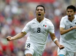 Fabián festeja su gol, el empate momentáneo en la semifinal olímpica. EFE  /