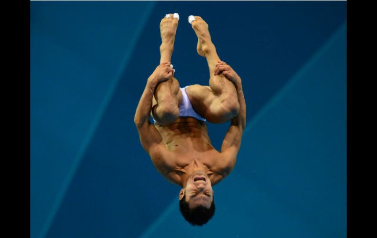 Yahel ejecuta un clavado en la final de tramplín de tres metros. AFP  /