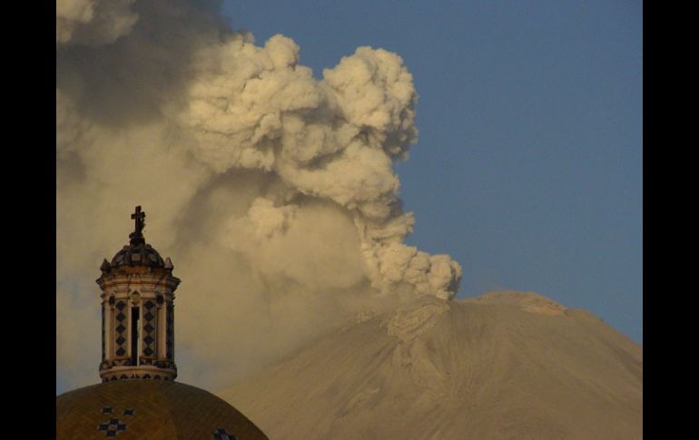 El nivel de alerta volcánica se mantiene en Amarillo Fase 3. ARCHIVO  /