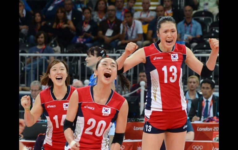 Las jugadoras surcoreanas celebran su victoria ante Italia. AFP  /