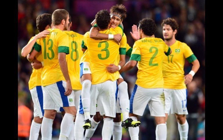 Los jugadores brasileños celebran la victoria ante Corea del Sur. XINHUA  /