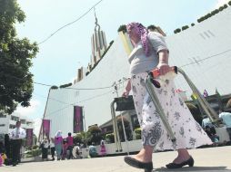 Con la llegada de delegados, tanto mexicanos como extranjeros, inició formalmente la festividad religiosa de La Luz del Mundo.  /