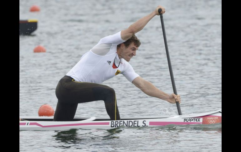 Brendel, en plena competencia en Eton Dorney. EFE  /