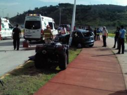 Al lugar arribaron varias ambulancias de la Cruz Verde de Zapopan.  /