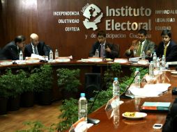 En sesión, el IEPC aseveró que el uso de las urnas electrónicas fue un éxito. ARCHIVO  /