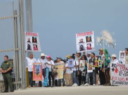 El poeta mexicano Javier Sicilia, cruzó la frontera a California donde inició la Caravana por la Paz que recorre 27 ciudades de EU. NTX  /