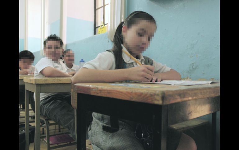 Adecuaciones.- Los muebleros responden con el diseño a los cambios en la talla de los alumnos.  /