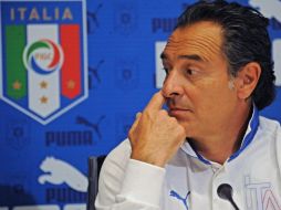 Cesare Prandelli, prepara el partido amistoso que disputará contra Inglaterra el próximo 15 de agosto. EFE  /