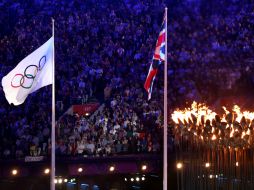 Objetos utilizados tanto en la ceremonia como en las actividades deportivas están en subasta. XINHUA  /