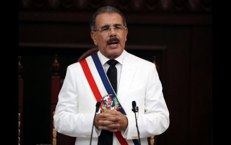 El presidente electo dominicano, Danilo Medina, ofrece su primer discurso en la Asamblea Nacional, en la ceremonia de investidura. EFE  /