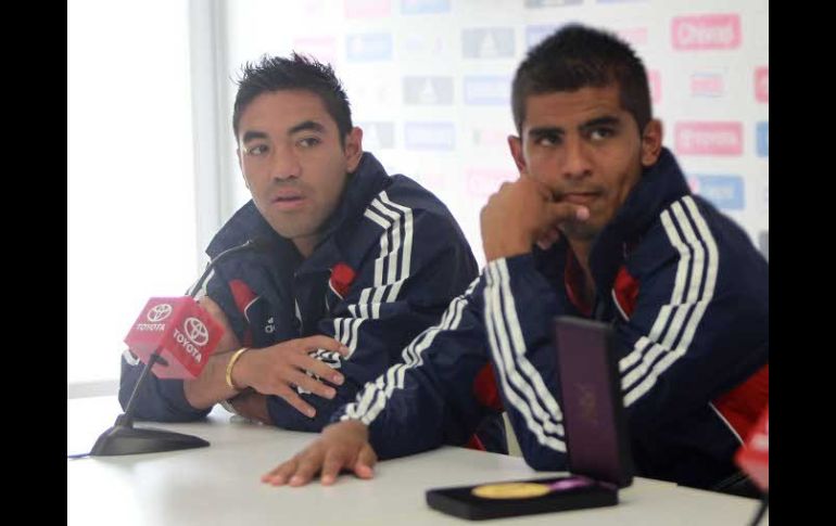 Marco Fabián y Miguel Ponce compartieron su experiencia sobre ganar el oro en Londres 2012.  /