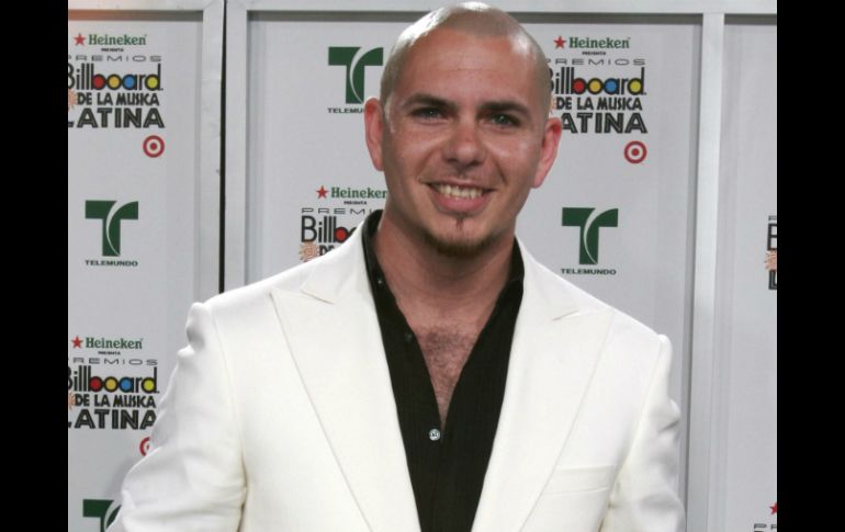 Pitbull lanzará el próximo disco del dúo puertorriqueño de reguetón de Ángel y Khriz. EFE  /